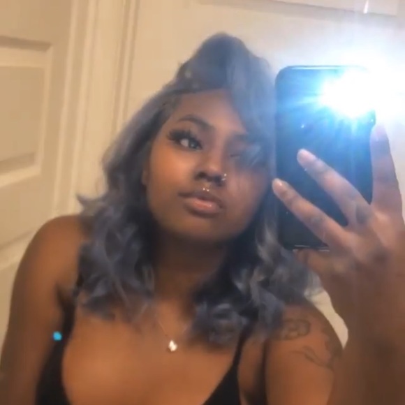 Meet your Posher, Zairah - Picture 1 of 1